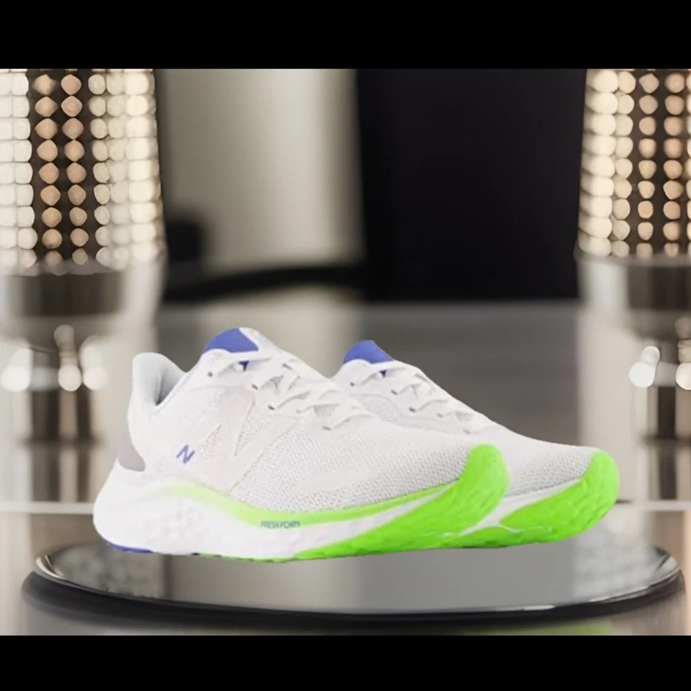 New Balance Fresh Foam Arishi v4 'White Pixel Green Womens Running Shoe Sz 8